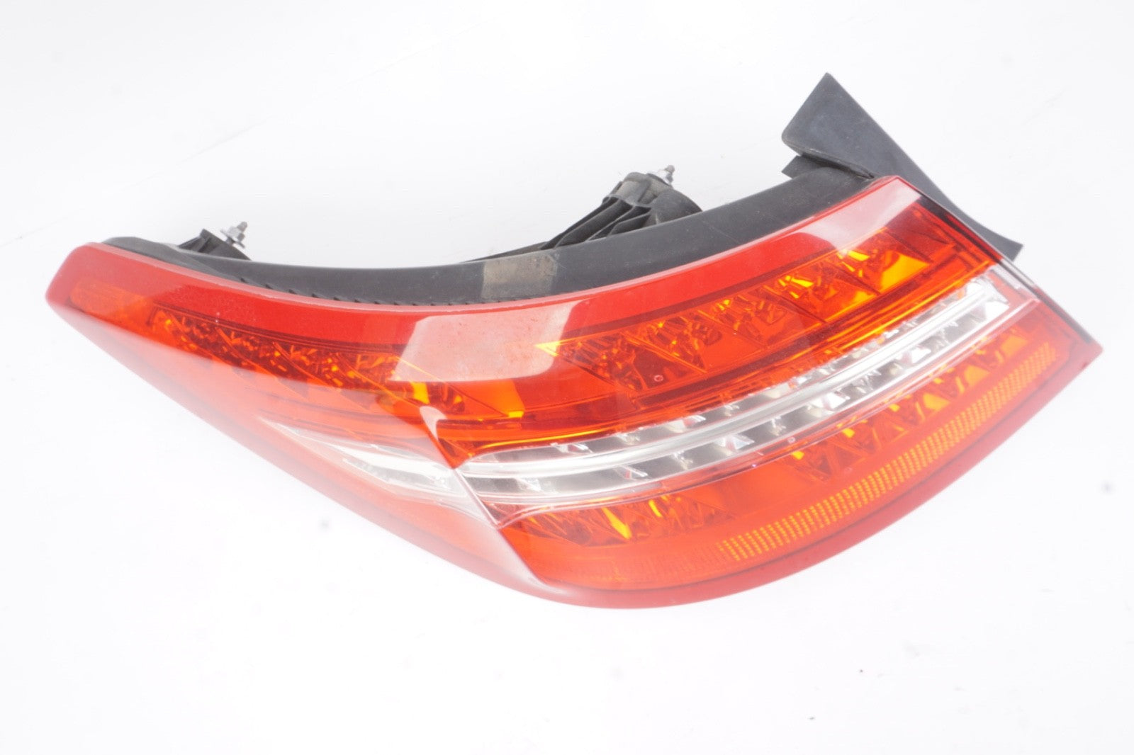 2010 - 2013 Mercedes E350 E550 Coupe Convertible Left Light Lamp Taillight OEM