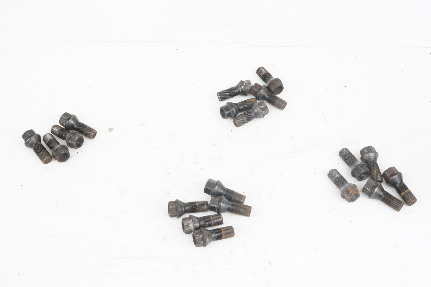 2014 - 2016 BMW 428i F32 COUPE WHEEL LUG NUT BOLT 19PC OEM