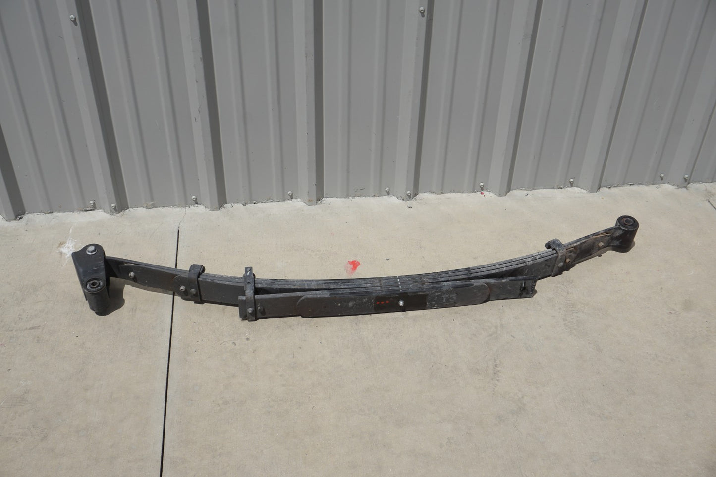 2017 - 2024 NISSAN TITAN XD REAR LEFT SIDE SUSPENSION LEAF SPRING OEM