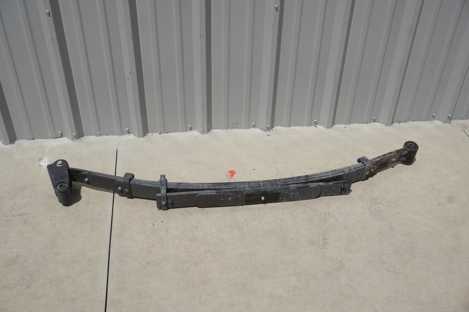 2017 - 2024 NISSAN TITAN XD REAR LEFT SIDE SUSPENSION LEAF SPRING OEM