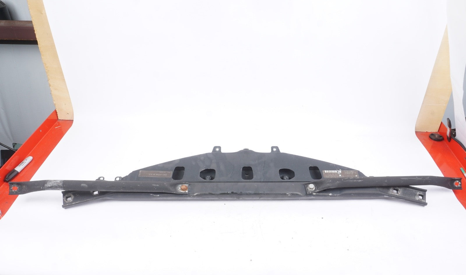 09-15 BMW F01 F02 F10 740i 750i RADIATOR SUPPORT TIE BAR BRACKET COVER 7234857
