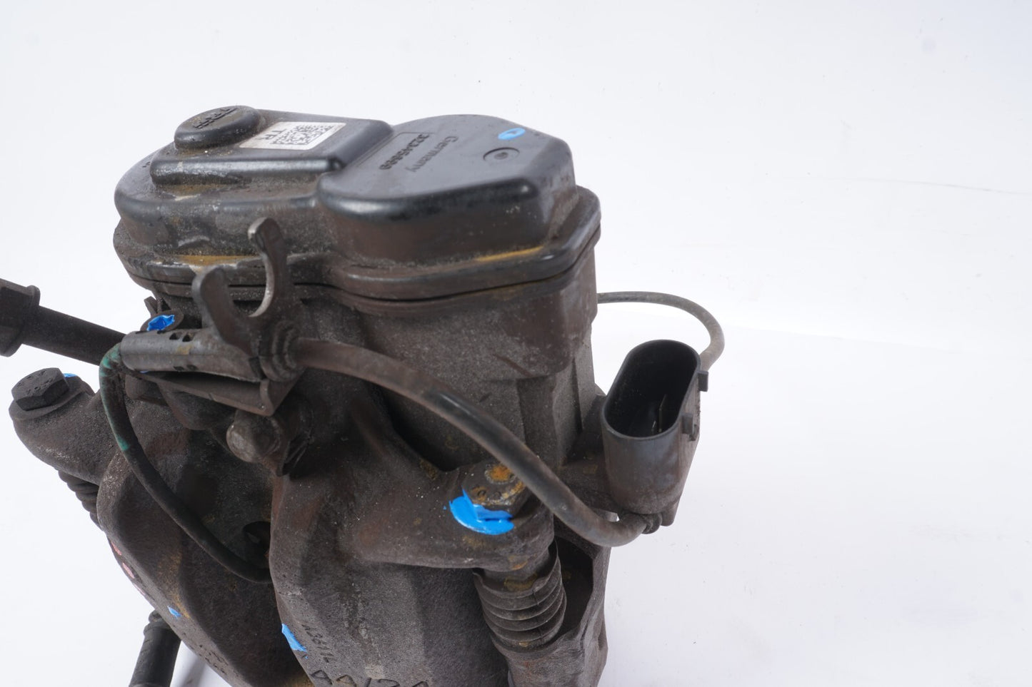 2012 - 2016 BMW 650i RWD Rear Brake Caliper Right Passenger Side OEM