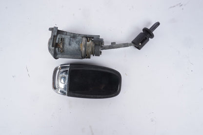 2012 - 2017 AUDI A7 S7 Ignition Set Key & Lock OEM