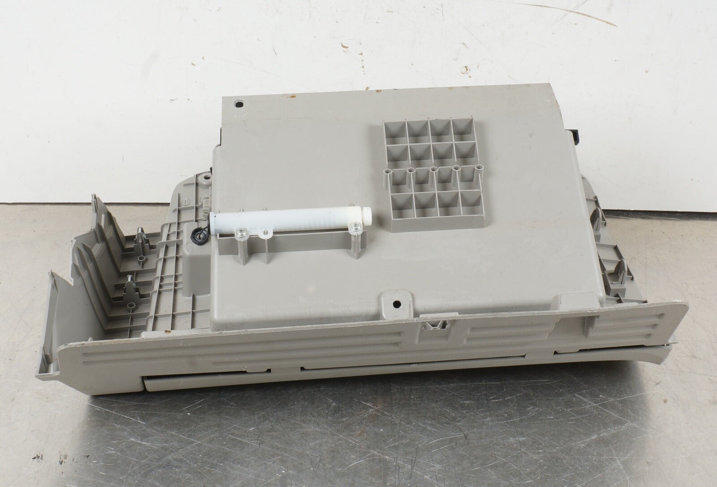 2011 - 2017 Nissan Quest Glove Box Glovebox Right Lower Panel