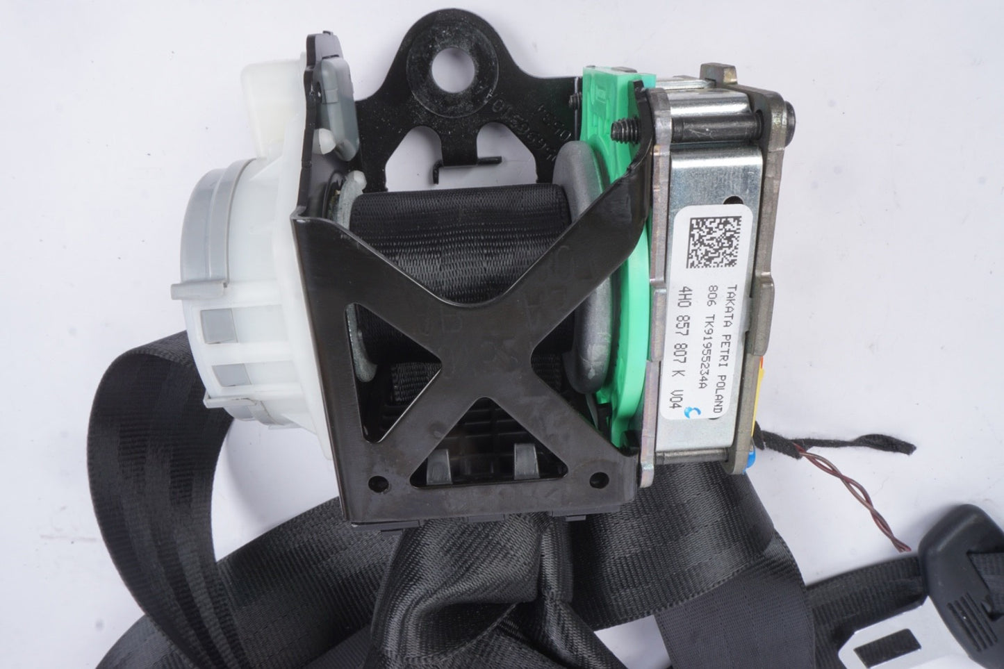 2013-2018 AUDI S8 - REAR Center SEAT BELT Retractor 4H0857807K Black