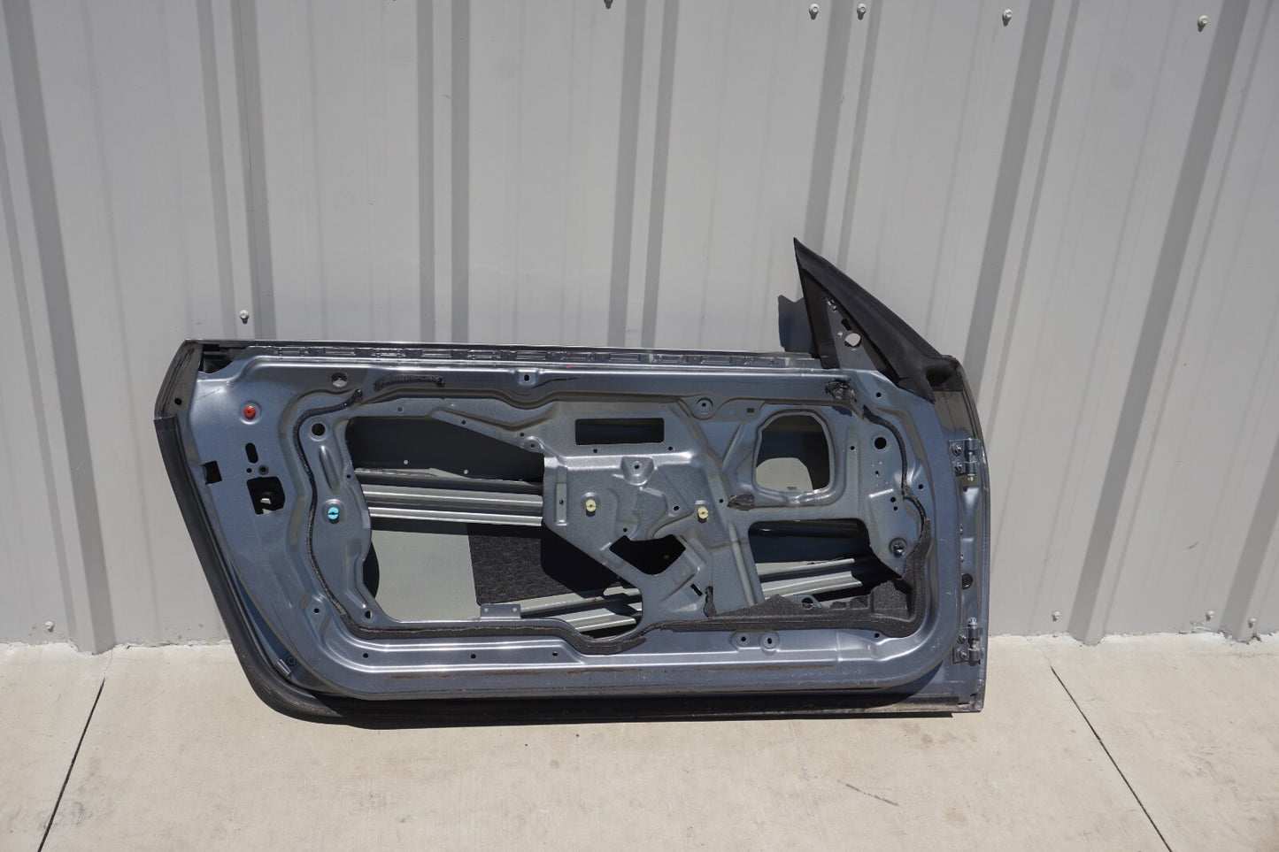 07 - 13 BMW 328i 335i Convertible Front Left Driver Door Shell OEM