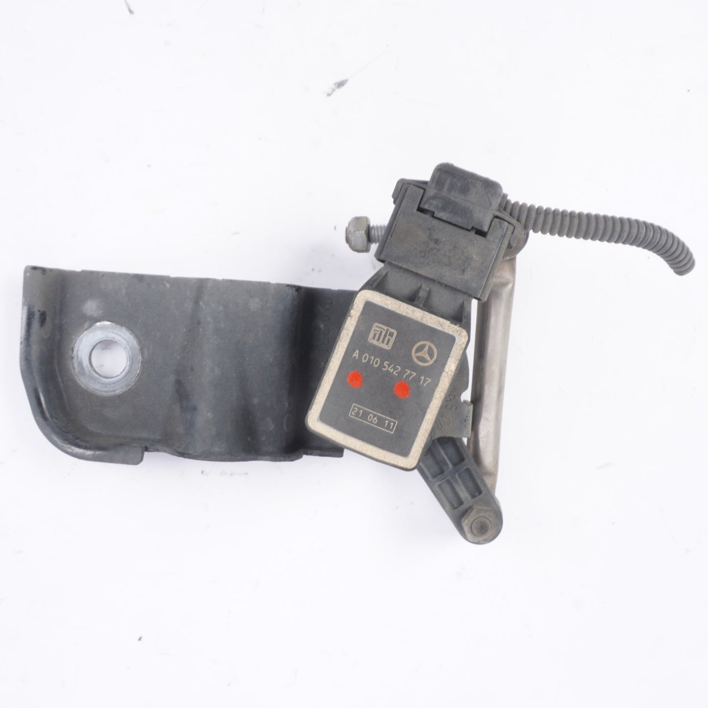 07-14 Mercedes W221 S550 CL63 Suspension Level Hight Sensor 0105427717 OEM