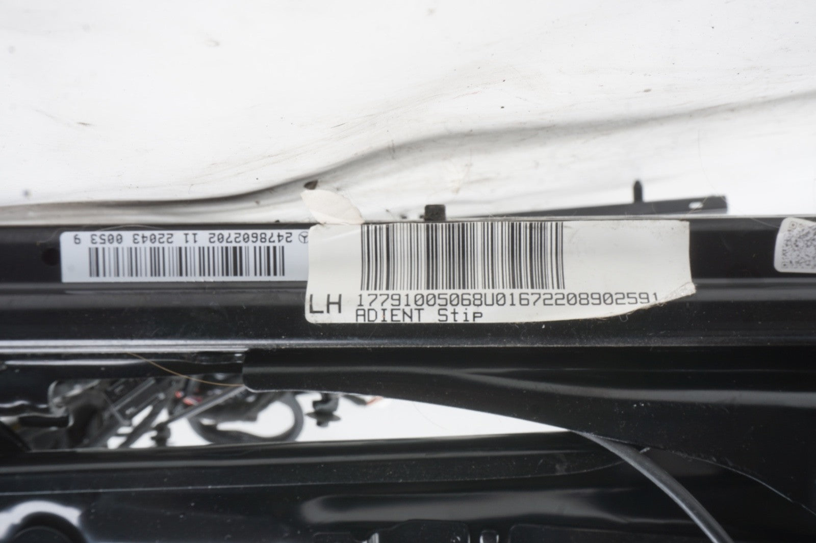 2020 - 2024 Mercedes X243 EQB30 Front Left Lower Seat Track Frame Rail MANUAL