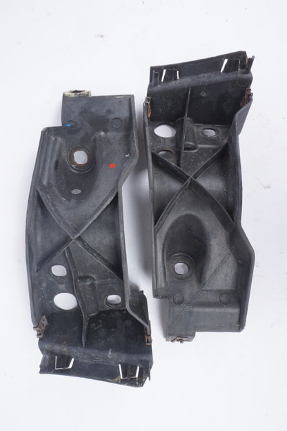 04-10 Audi A8 Front Left Right Skirt Rocker Panel Mount Bracket