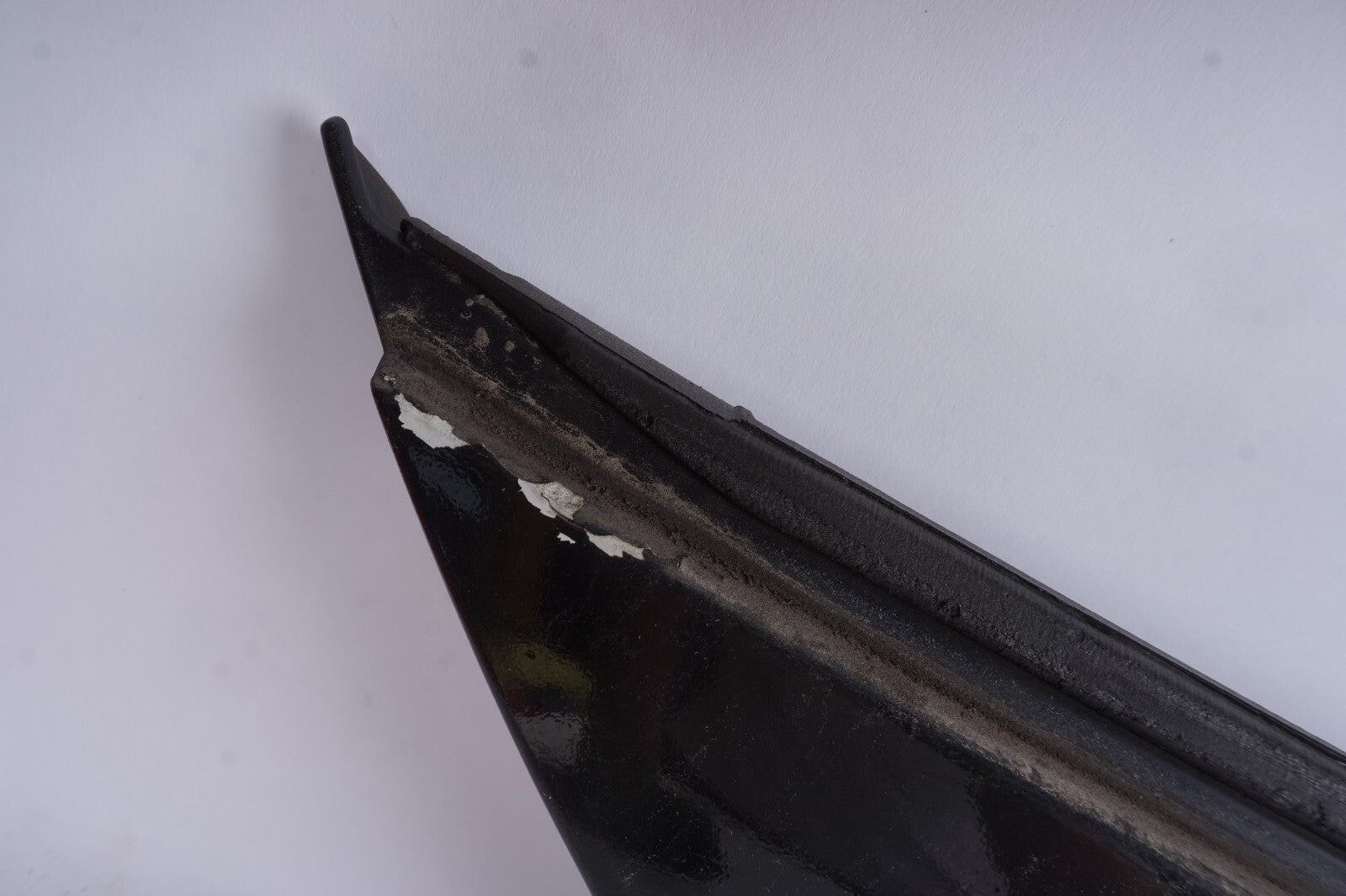 03-12 Mercedes R230 SL500 SL550 SL55 AMG Trunk Lid License Plate Holder OEM