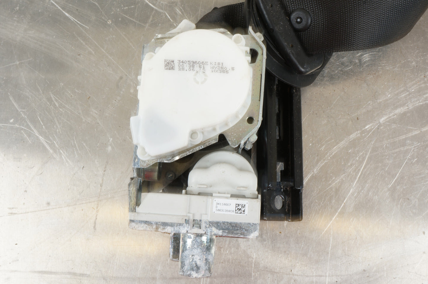 07-09 MERCEDES S550 W221 FRONT RIGHT PASSENGER SIDE SEAT BELT RETRACTOR  OEM