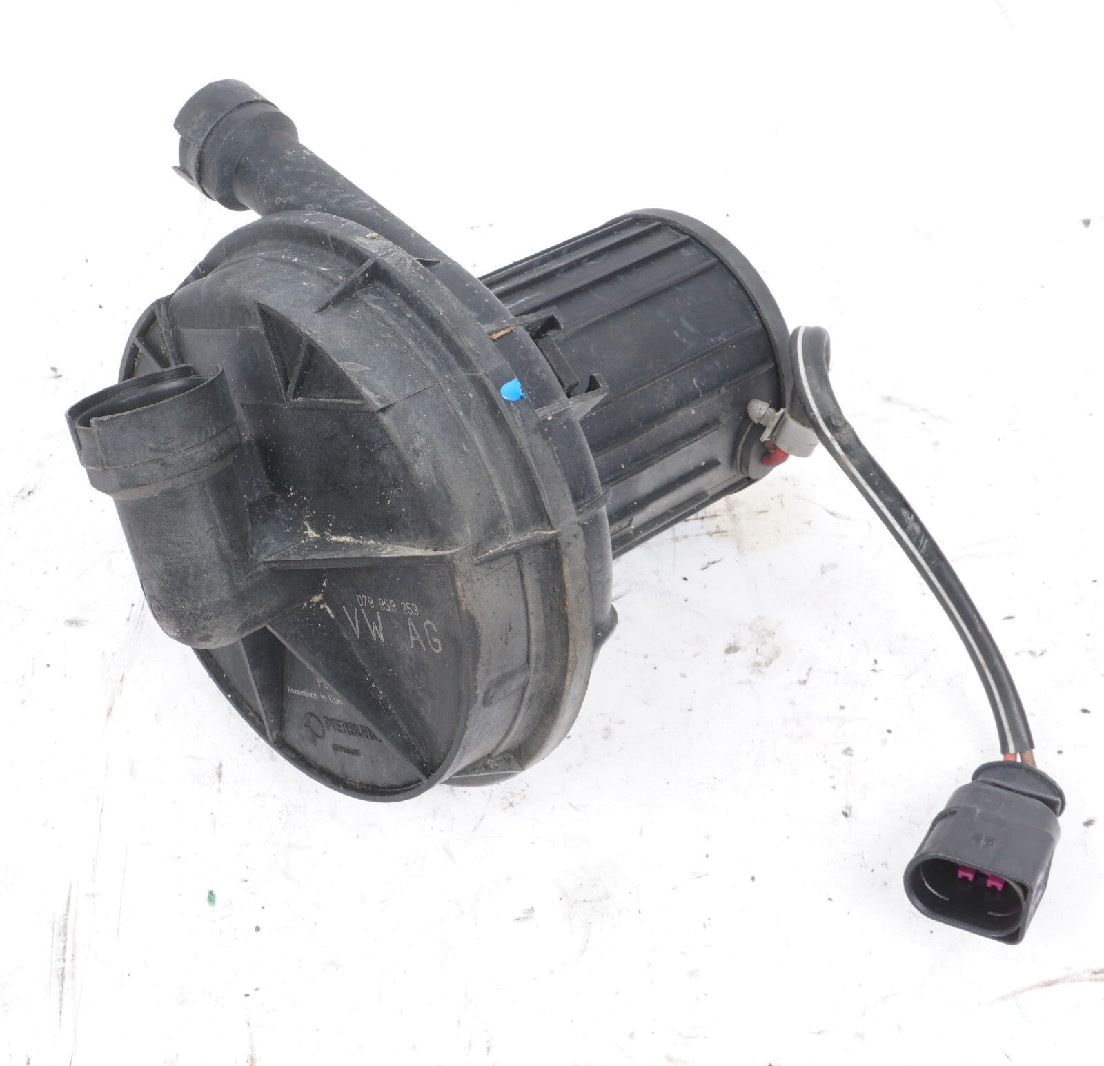 2012 - 2017 Audi A7 Secondary Air Injection Pump 079959231A OEM