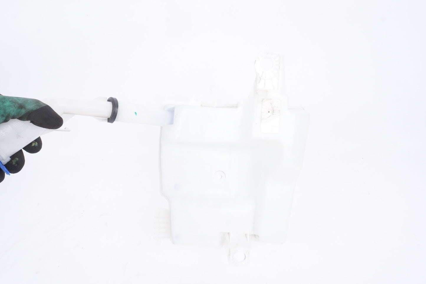 2012-2018 Ford Focus Sedan Washer Fluid Reservoir Assembly OEM