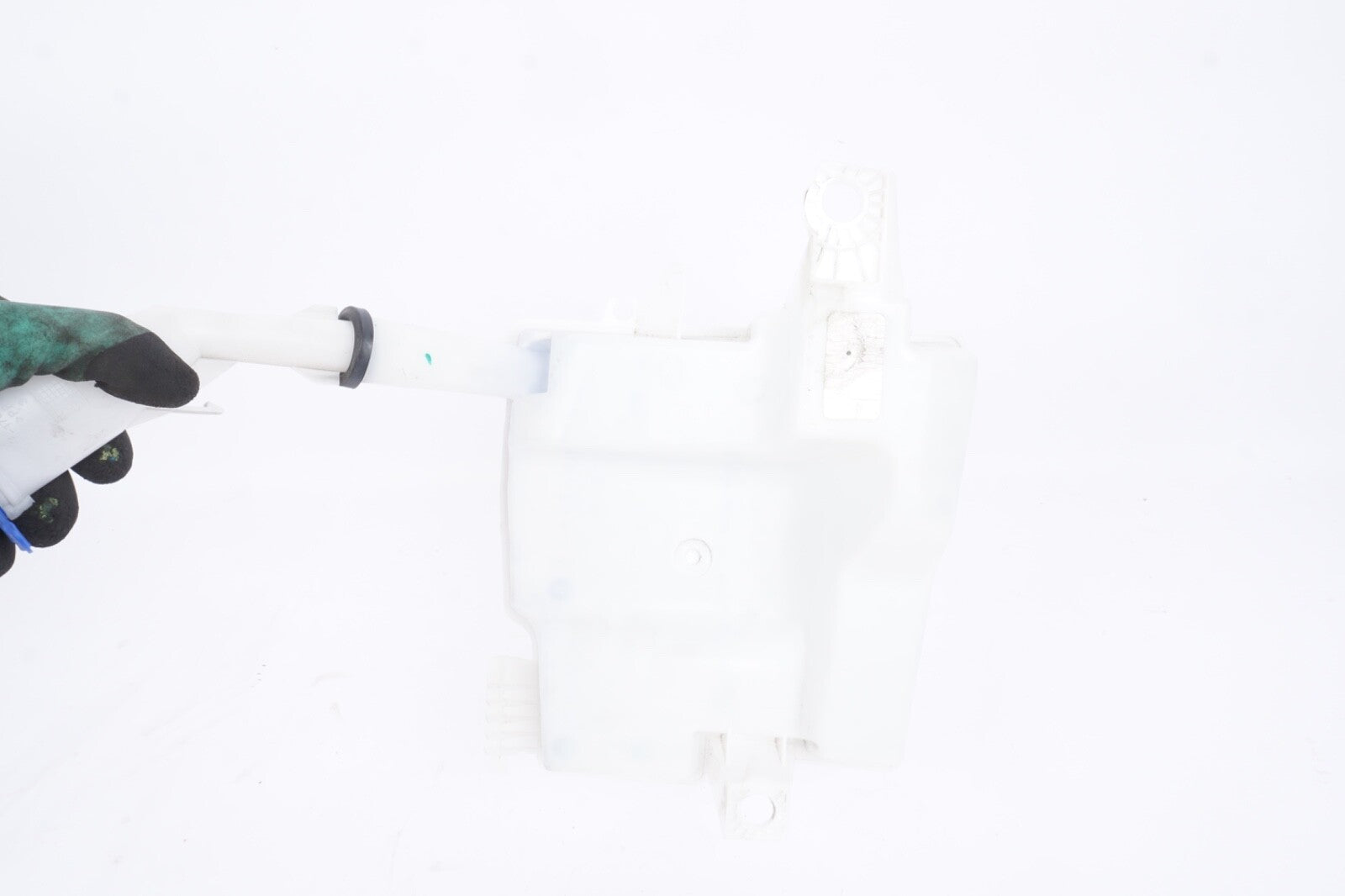 2012-2018 Ford Focus Sedan Washer Fluid Reservoir Assembly OEM