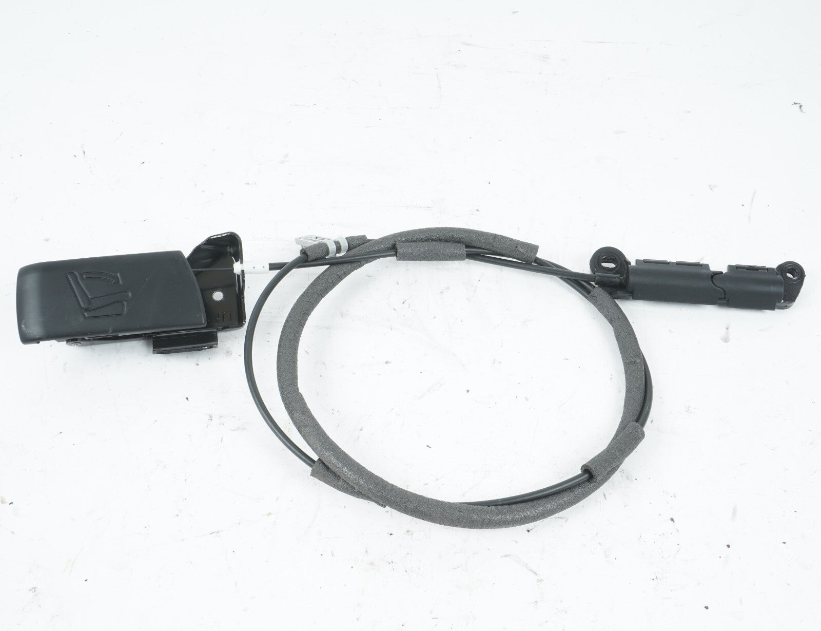2013-2018 HYUNDAI SANTA FE REAR 3RD ROW LEFT SEAT LATCH LOCK RELEASE HANDLE OEM