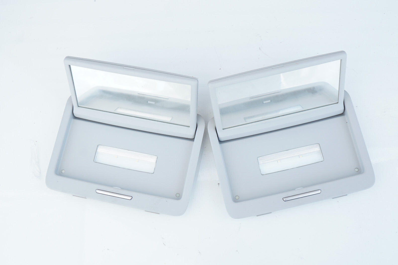 2012 - 2018 AUDI A8 REAR ROOF VANITY MAKEUP MIRROR W/ LIGHT 4H4858563 LH&RH OEM