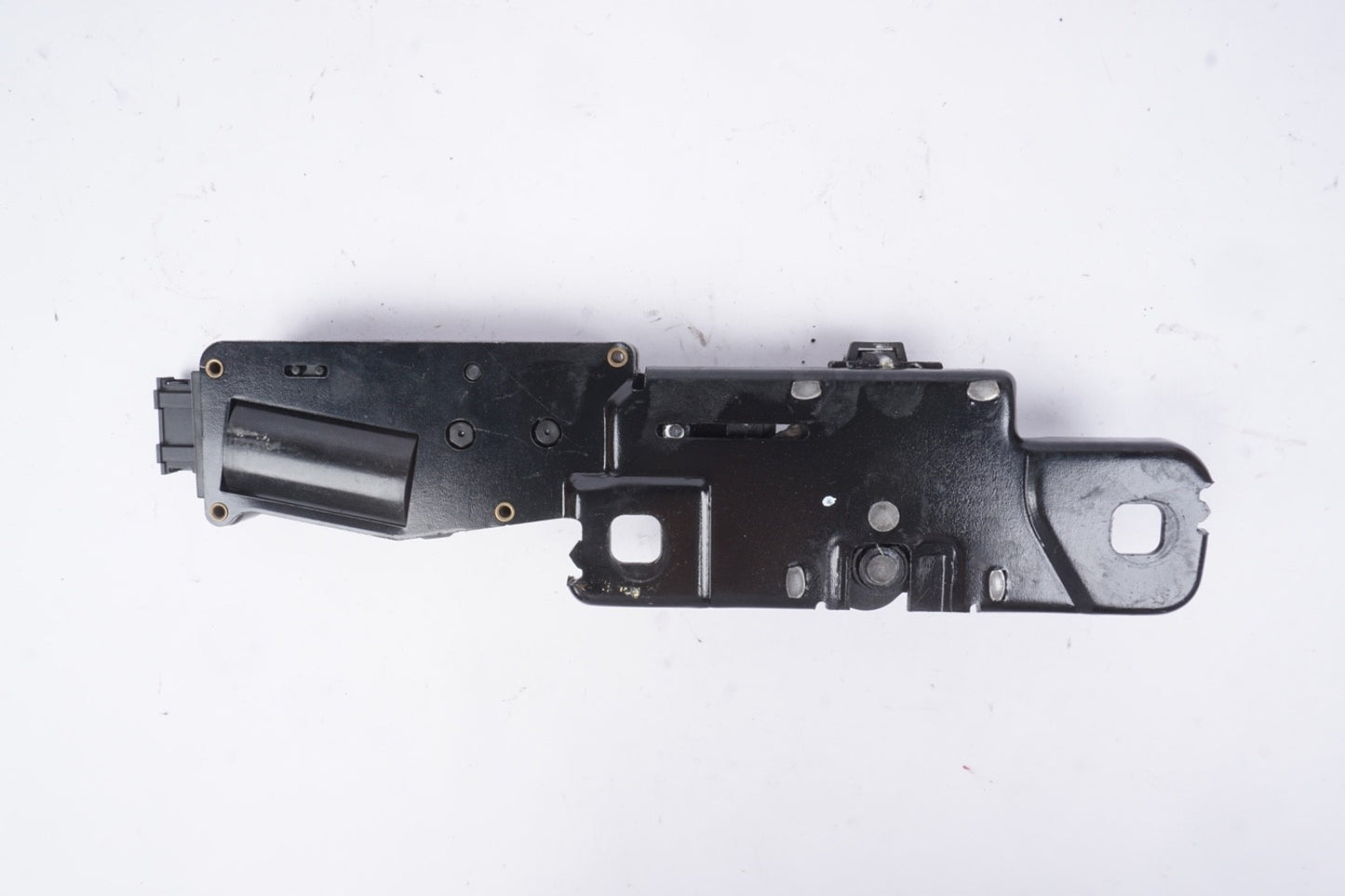 2011-2018 Audi A8 S8 A7 A6 Quattro Trunk Latch Lock Striker Plate 4H0827383A OEM