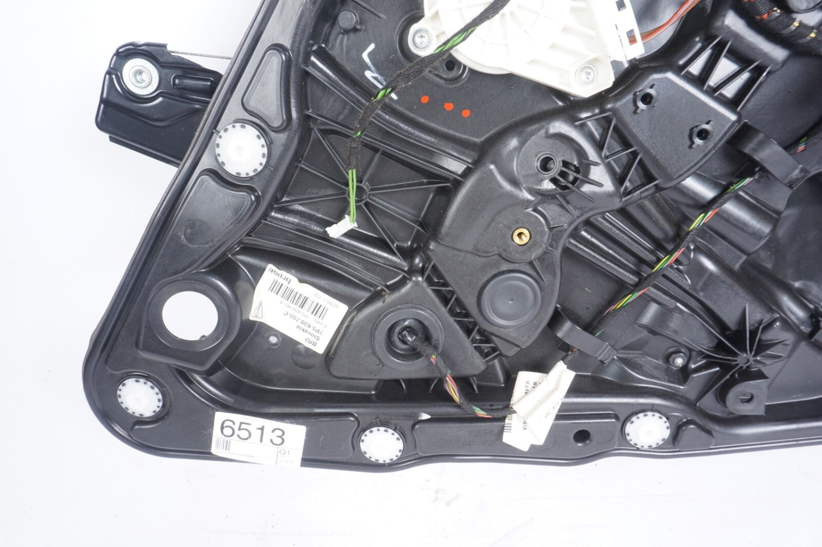 2011 - 2018 PORSCHE CAYENNE REAR LEFT DOOR WINDOW REGULATOR W/ CARRIER OEM