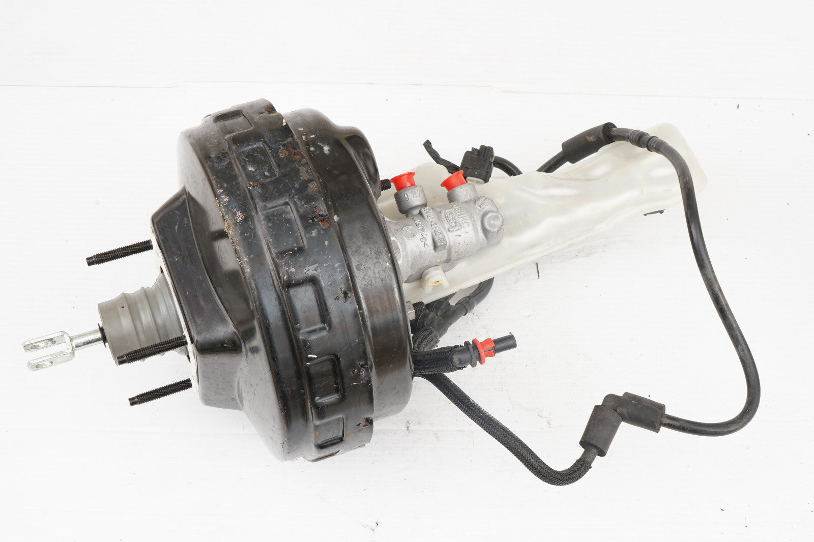 16 17 18 FORD FOCUS POWER BRAKE BOOSTER W/ MASTER CYLINDER F1FC-2B195-DA OEM