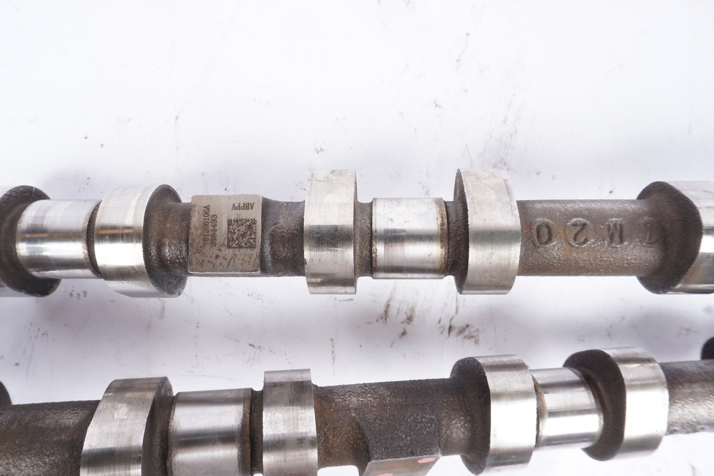 2016 - 2019 NISSAN TITAN 5.0L CUMMINS DIESEL RIGHT INTAKE CAMSHAFT OEM