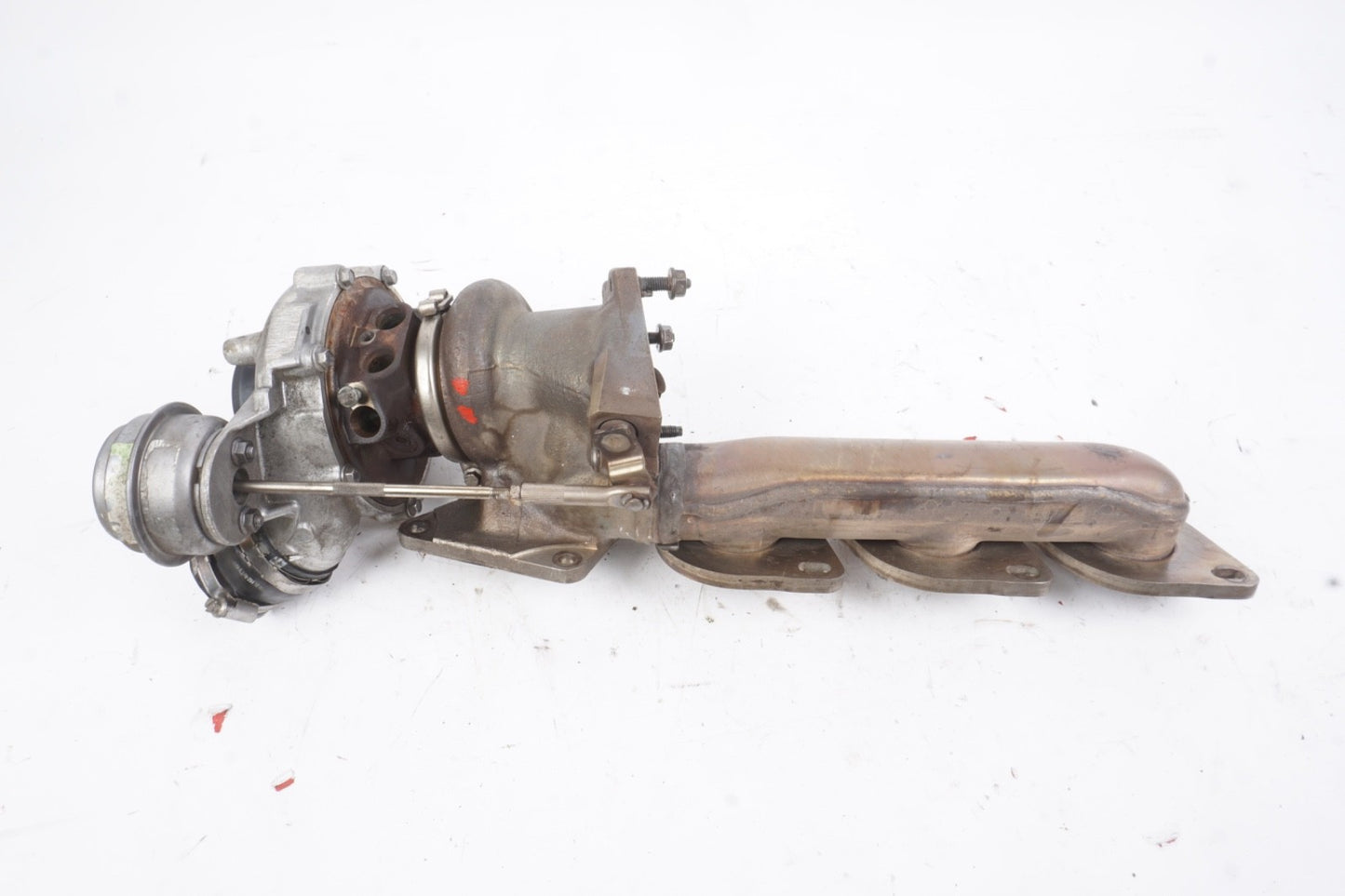 2011 - 2018 Mercedes W222 CLS550 GL450 Right Side Turbocharger Manifold OEM