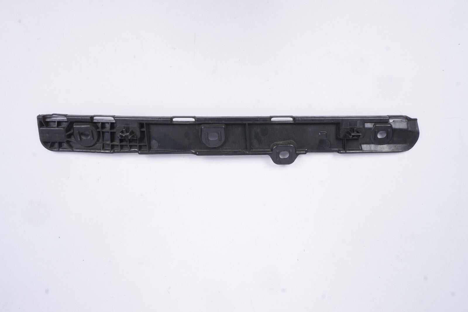 21-24 BMW 430I Convertible G22/23 Left Rocker Molding Support 7490687 OEM