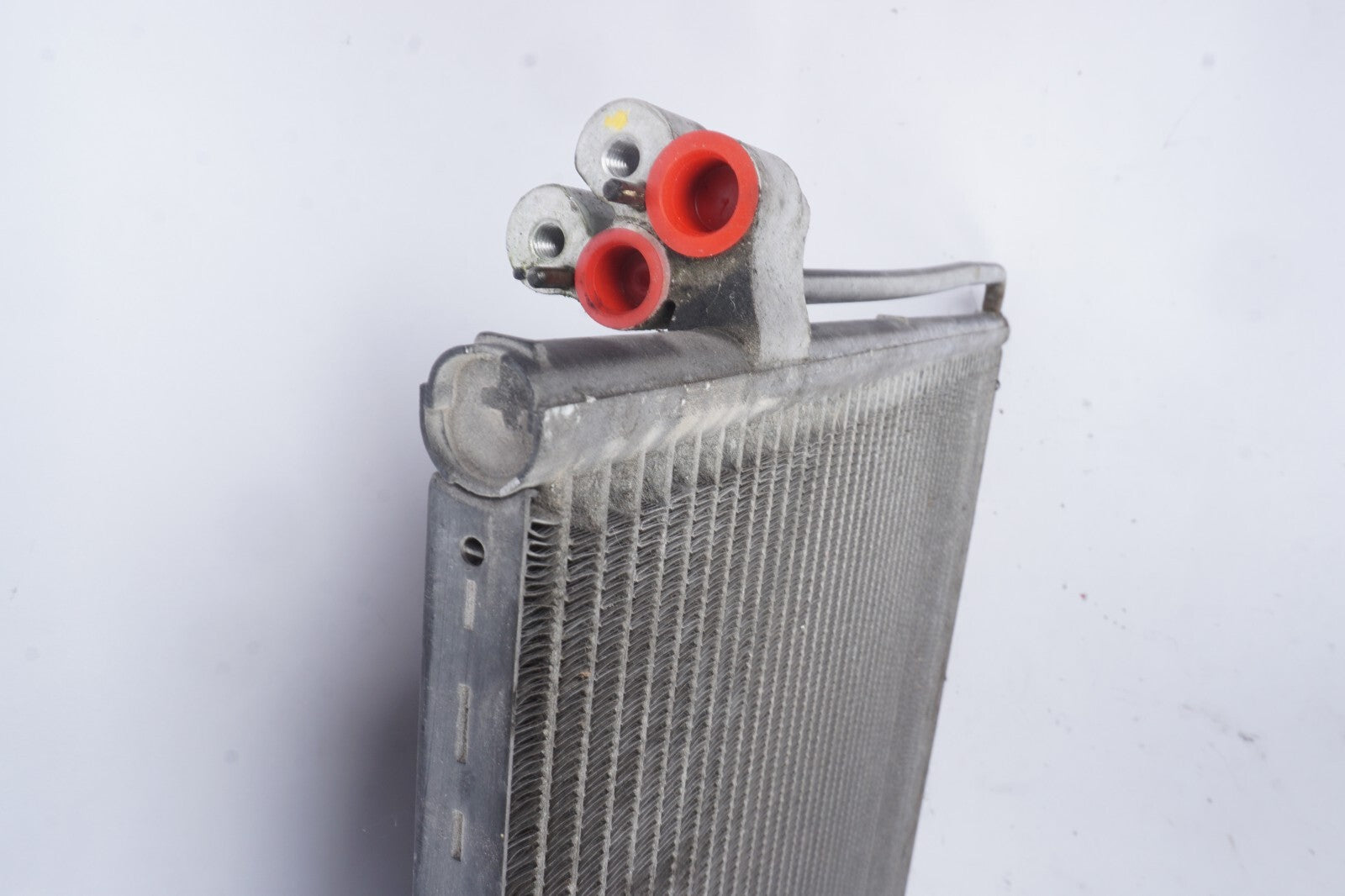 2006 - 2010  BMW 650i E63 E64 A/C Condenser 2282939 OEM