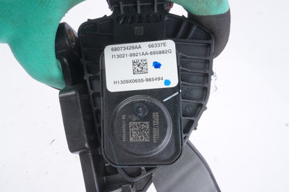 2012-2019 Fiat 500 Electric Accelerator Gas Throttle Pedal 68073429AA OEM