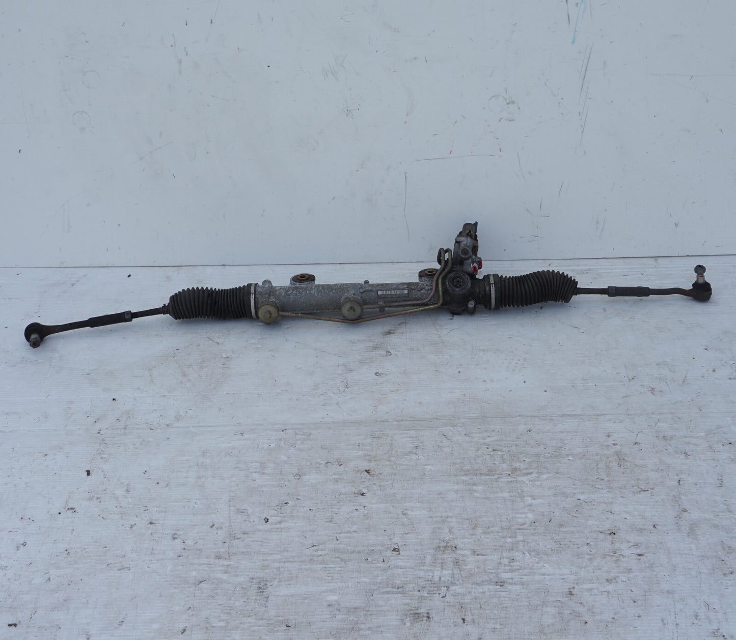 2003-2006 Mercedes-Benz SL500 Power Steering Rack And Pinion 2304600800  OEM