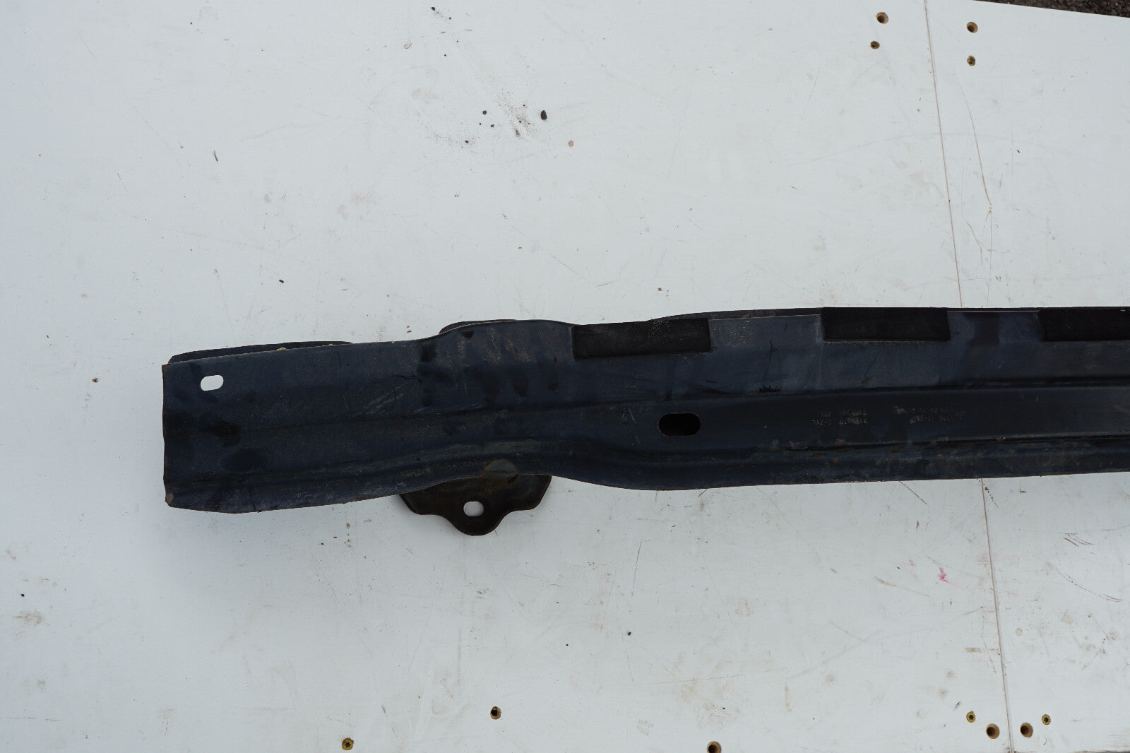 2006 - 2011 BMW 335i 328i E93 E92 REAR BUMPER REINFORCEMENT 7147604 OEM