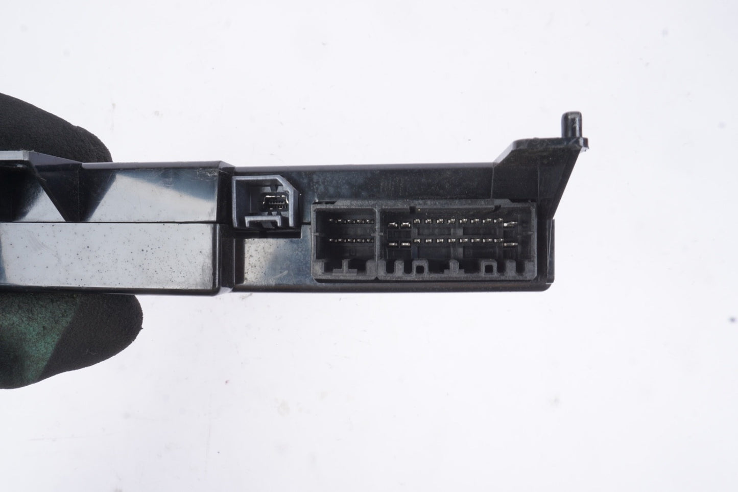 14-17 Maserati Ghibli Telematic Communication Module Control Unit 68209685AB Oem