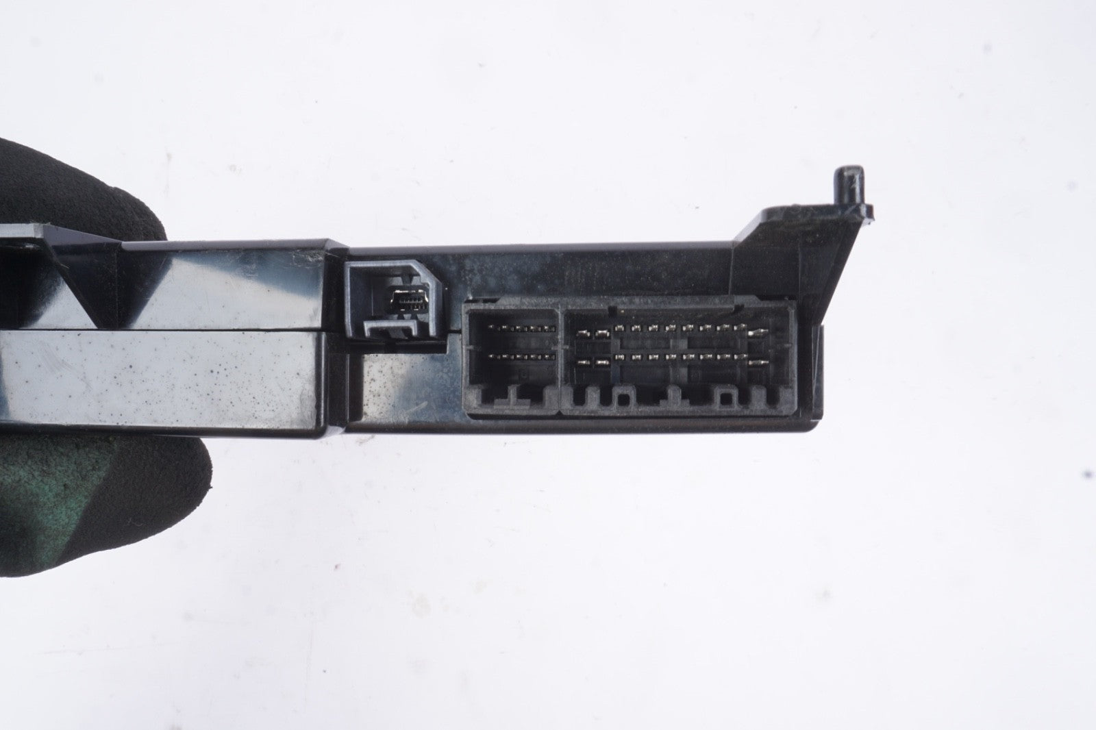 14-17 Maserati Ghibli Telematic Communication Module Control Unit 68209685AB Oem