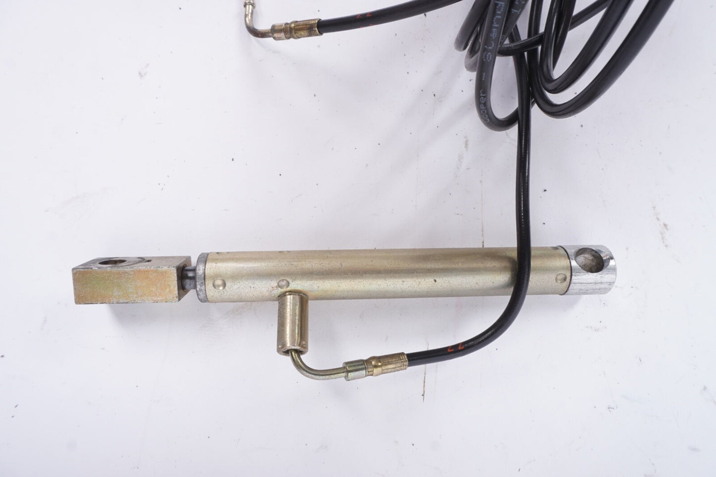 2003-2008 MERCEDES SL500 CONVERTIBLE ROOF HYDRAULIC CYLINDER SHOCK LINE 22