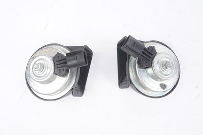 2010-2016 Mercedes-Benz E350 Sport 4MATIC High and Low Note Horn w/ Bracket