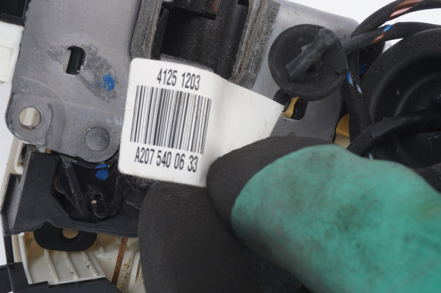 10-17 Mercedes W207 E550 E400 Front Right Side Door Lock Latch Actuator OEM