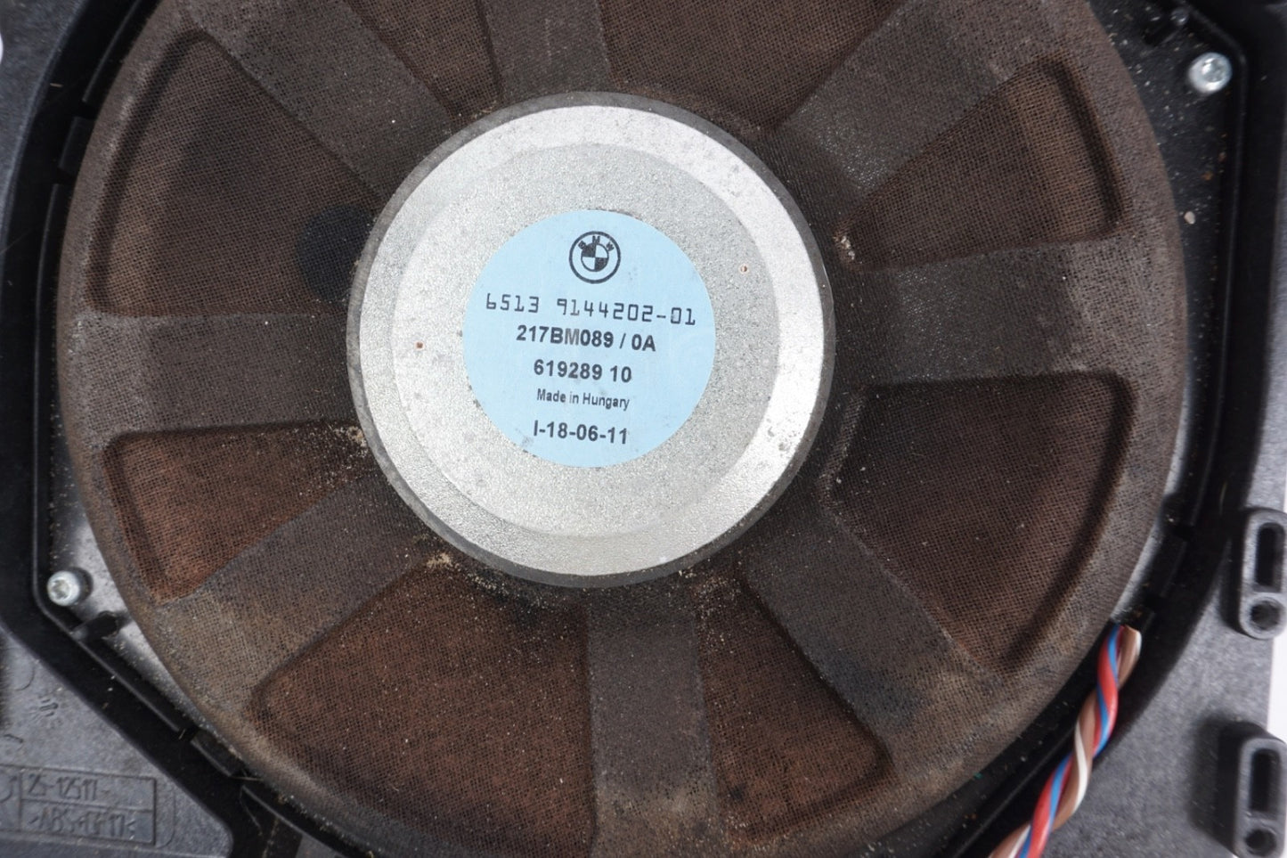 2011 2012 2013 BMW 328i 335i RIGHT PASSENGER DOOR SPEAKER 9143144-01 9144202