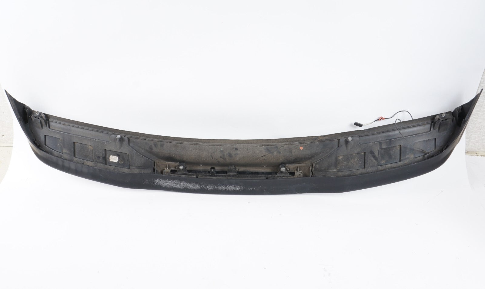 2011 - 2014 PORSCHE CAYENNE REAR TAILGATE TRUNK SPOILER WING W/ THIRD BRAKE OEM