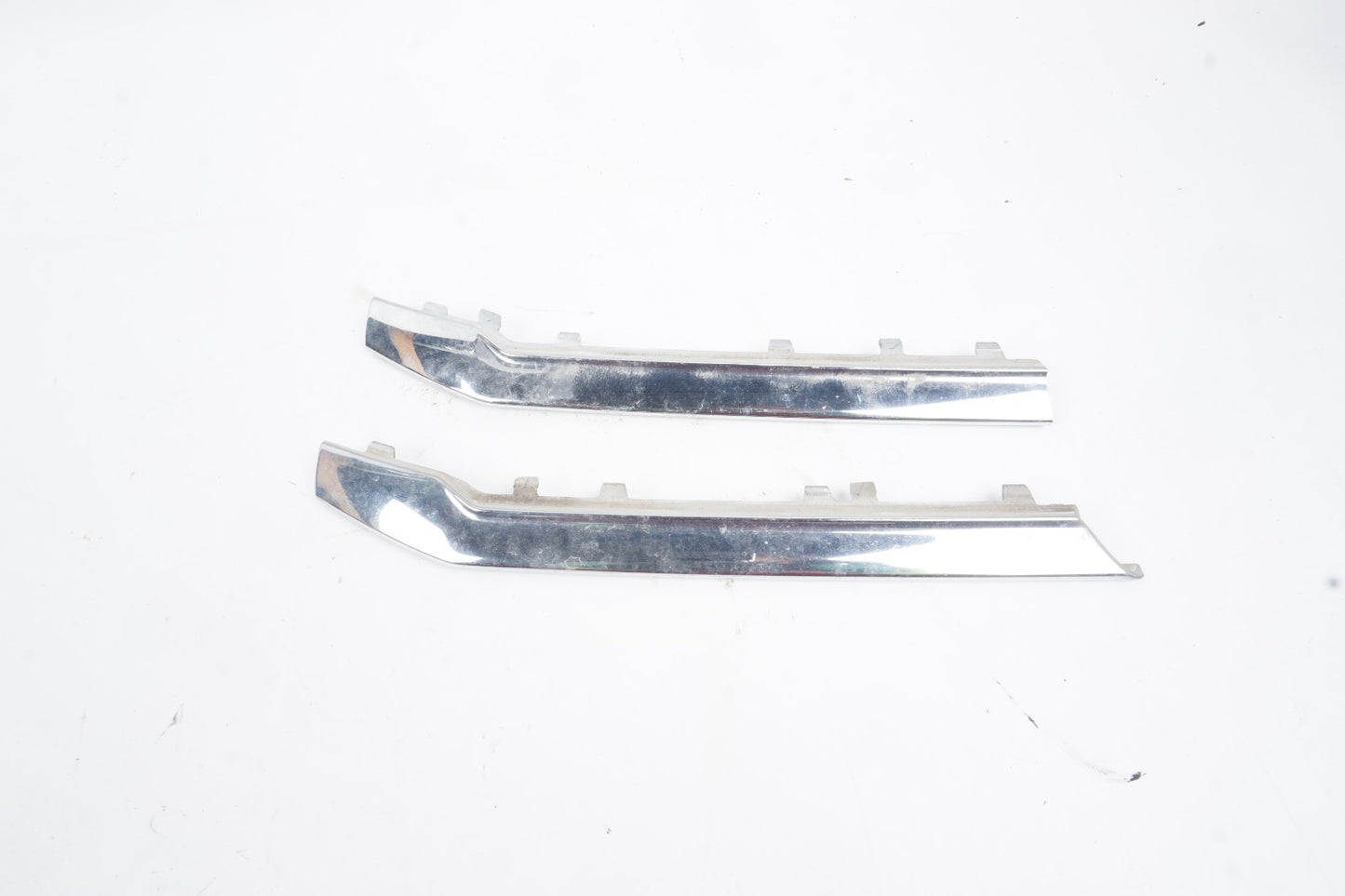 2011-2014 Audi A8 Quattro Bumper Grille Chrome Molding Right 2Pcs OEM