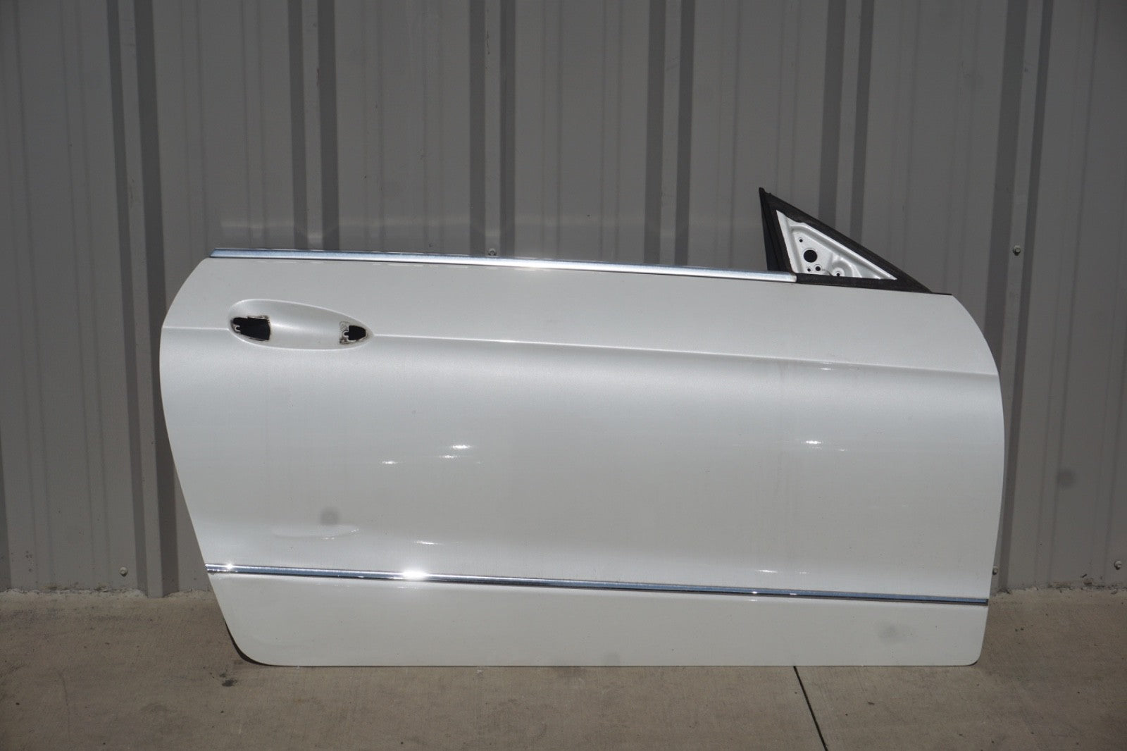 2011 - 2017 Mercedes W207 E350 E550 Coupe Convertible Right Side Door Shell OEM