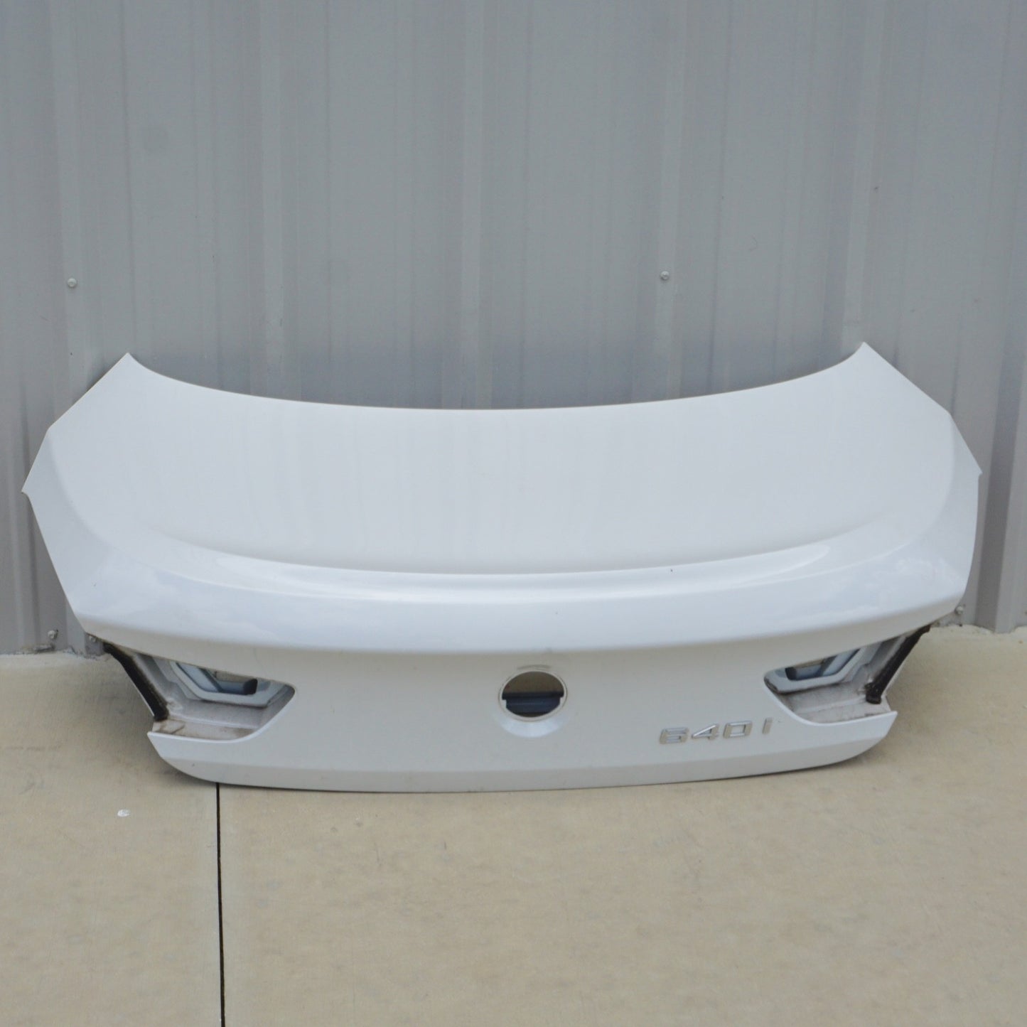 12-18 BMW F06 640I 650I M6 GRAN COUPE TRUNK LID TAIL GATE ALPINE WHITE