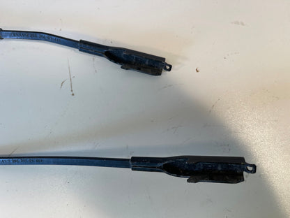 07-11 BMW E90 E91 E92 E93 3-SERIES SET OF 2 FRONT LEFT & RIGHT WIPER ARM OEM