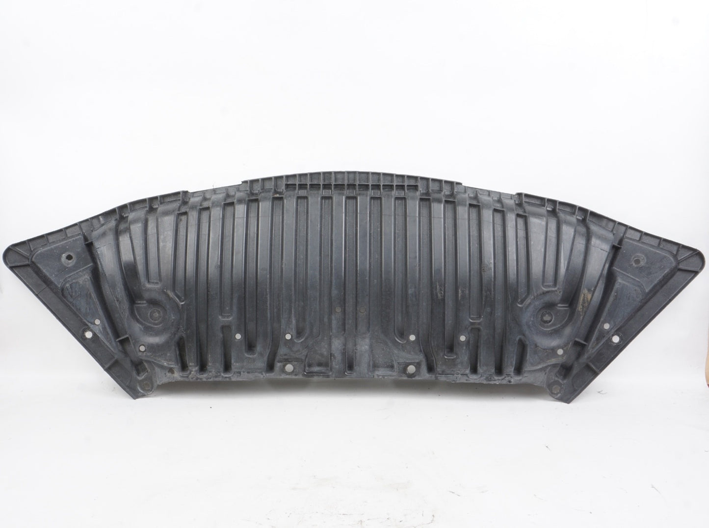 2008 - 2014 MERCEDES C200 C250 C300 C350 Engine Front Lower Mud Flap Splash Guar