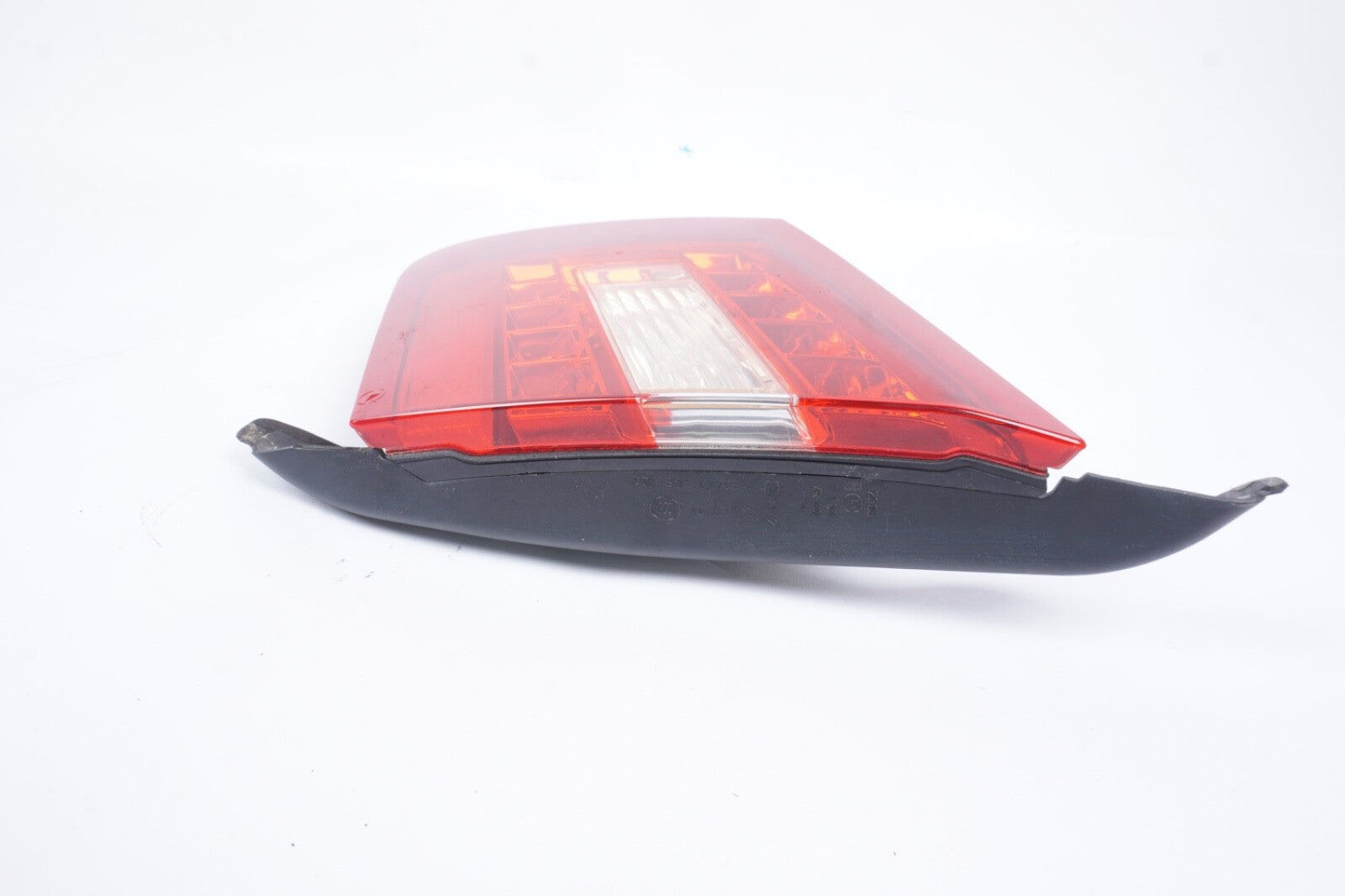 2011 - 2013 MERCEDES E550 E350 C207 RIGHT PASSENGER SIDE TRUNK TAIL LIGHT LAMP