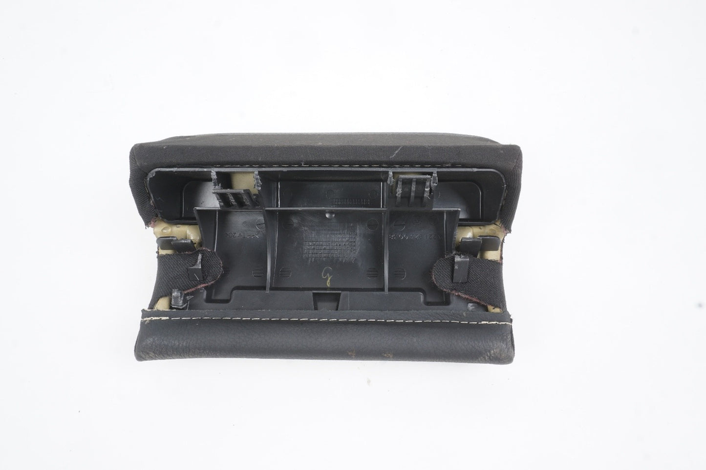 07-09 MERCEDES S550 W221 REAR SEAT CUSHION ARMREST TOP COVER OEM