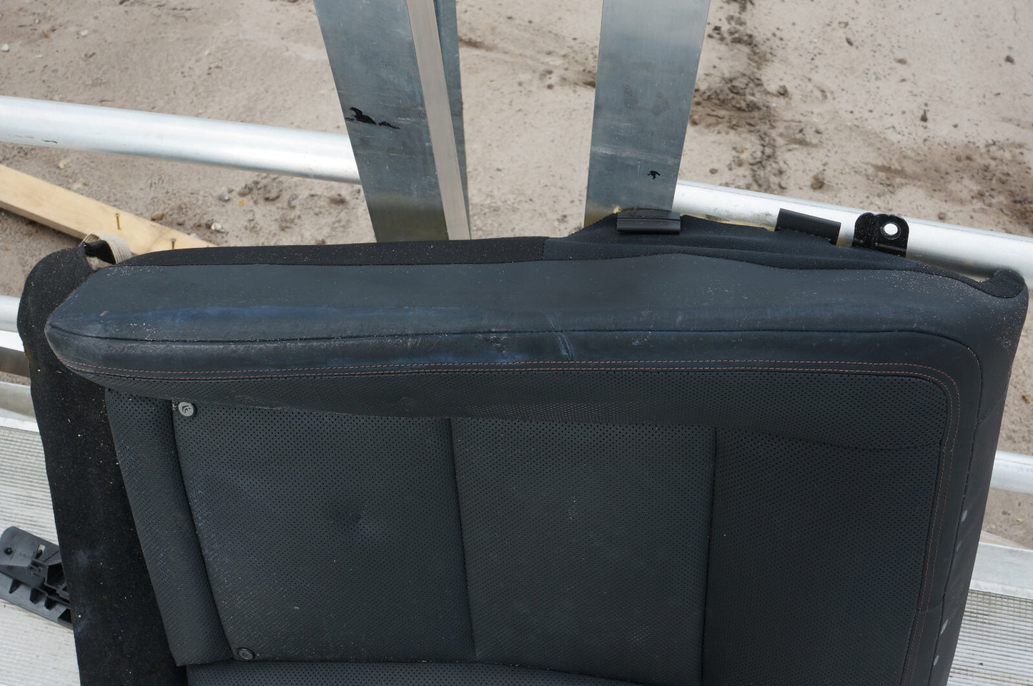 2010-2013 MERCEDES S550 W221 REAR RIGHT SEAT UPPER BACKREST CUSHION OEM
