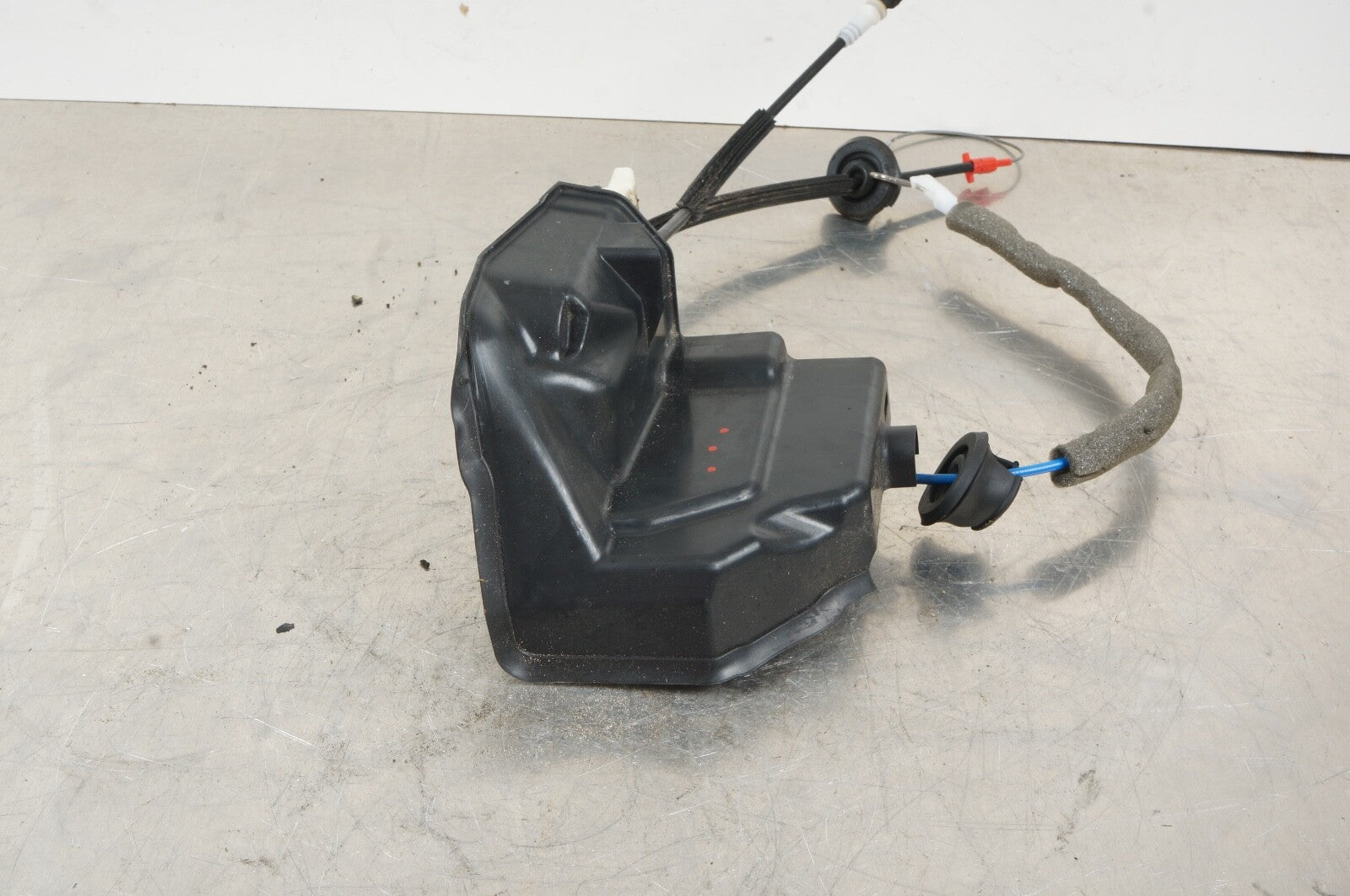 2011 - 2018 AUDI A8 L REAR LEFT SIDE DOOR LATCH LOCK ACTUATOR OEM 4H0839015