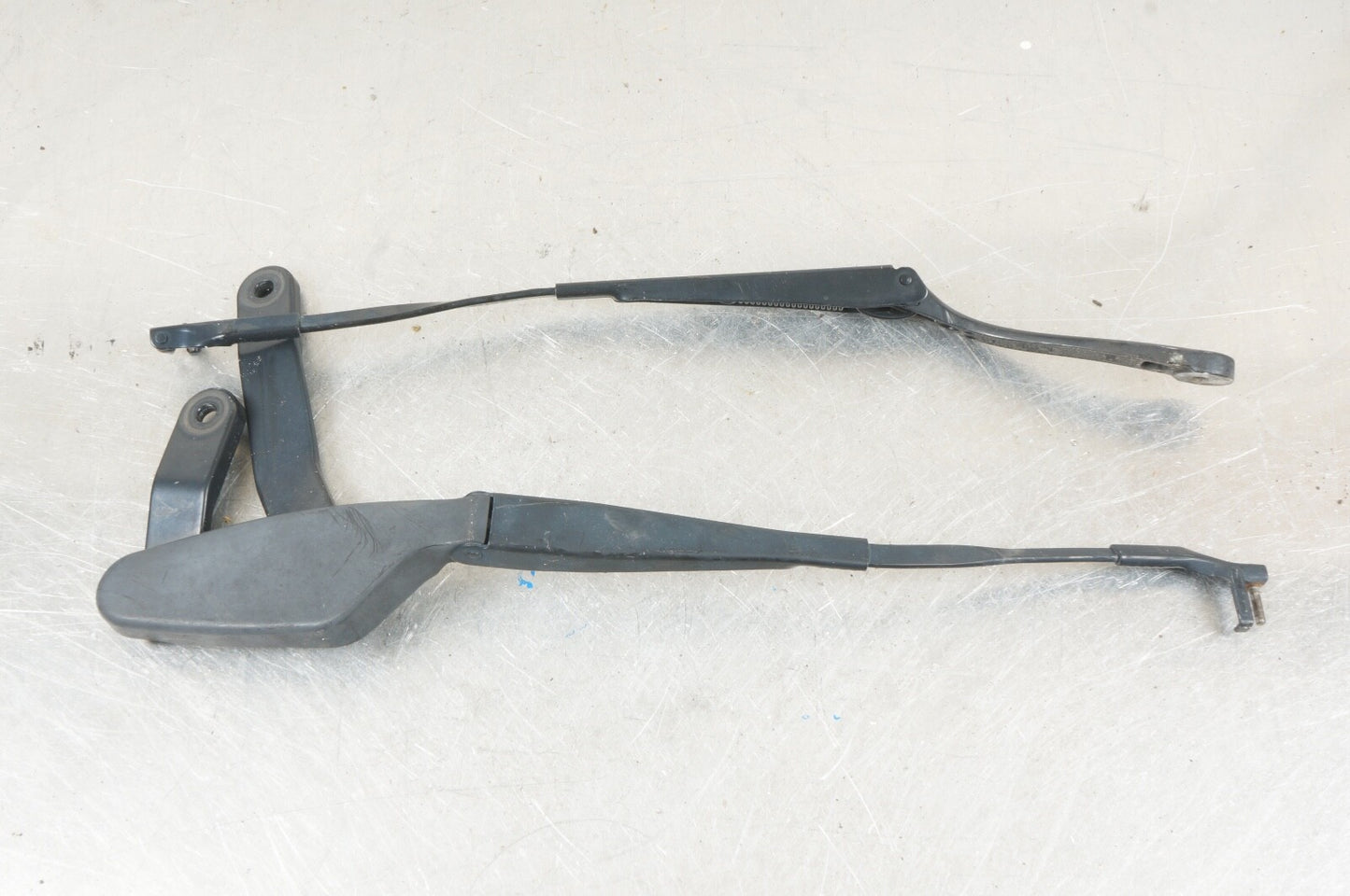 12-14 Mercedes C250 W204 Front Left Right Windshield Wiper Arm Set OEM