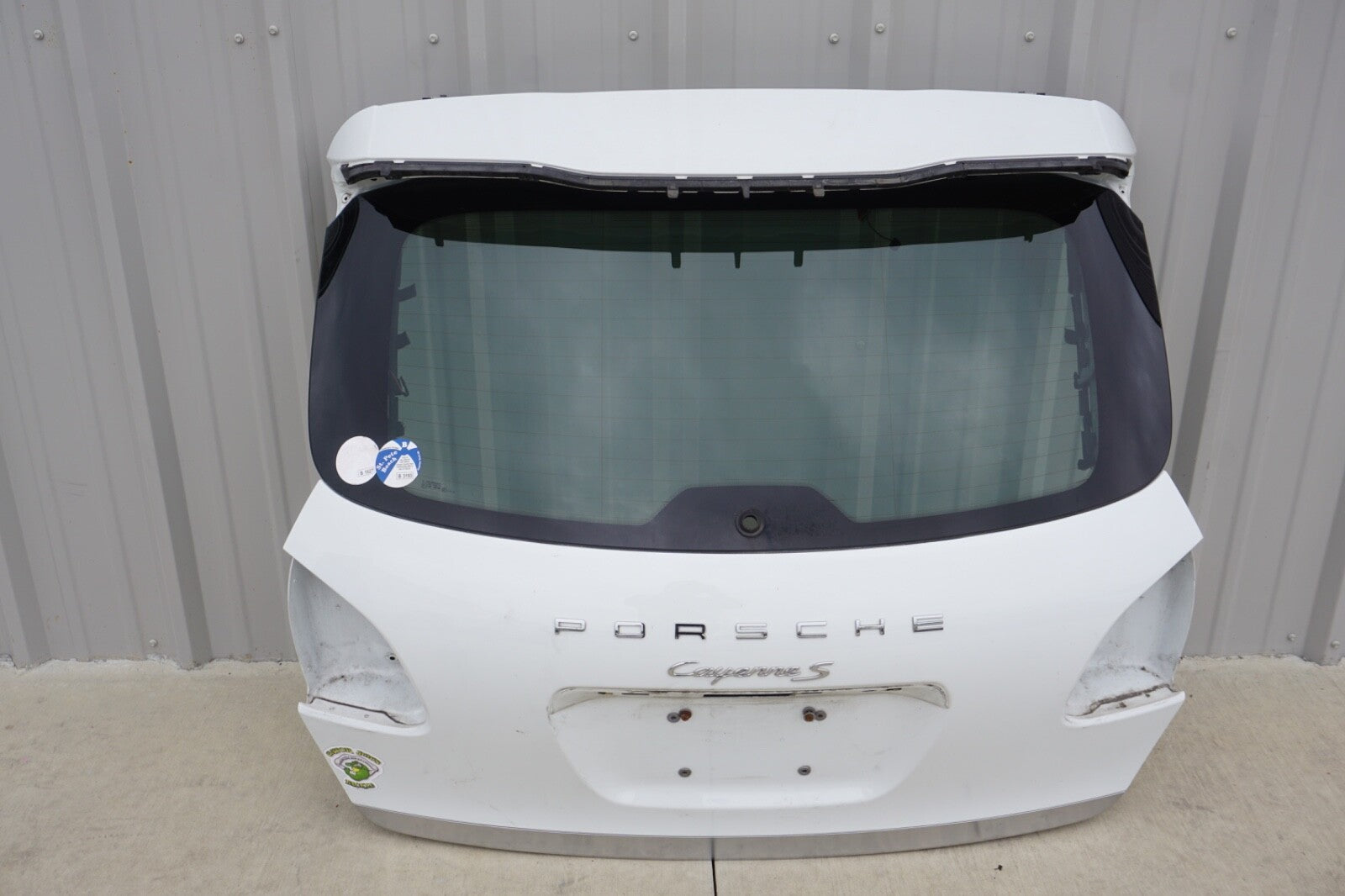 2011-2014 PORSCHE CAYENNE REAR TAILGATE LIFTGATE TRUNK LID W/ GLASS WHITE