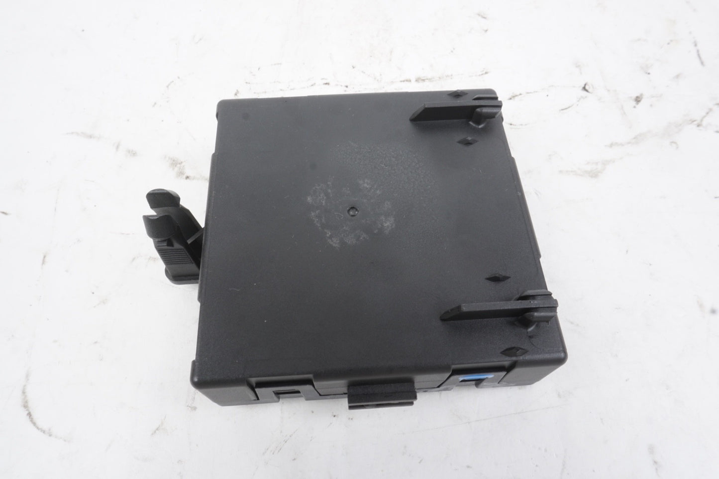 2008 - 2018 Mercedes C250 C300 Front Left Door Control Module OEM