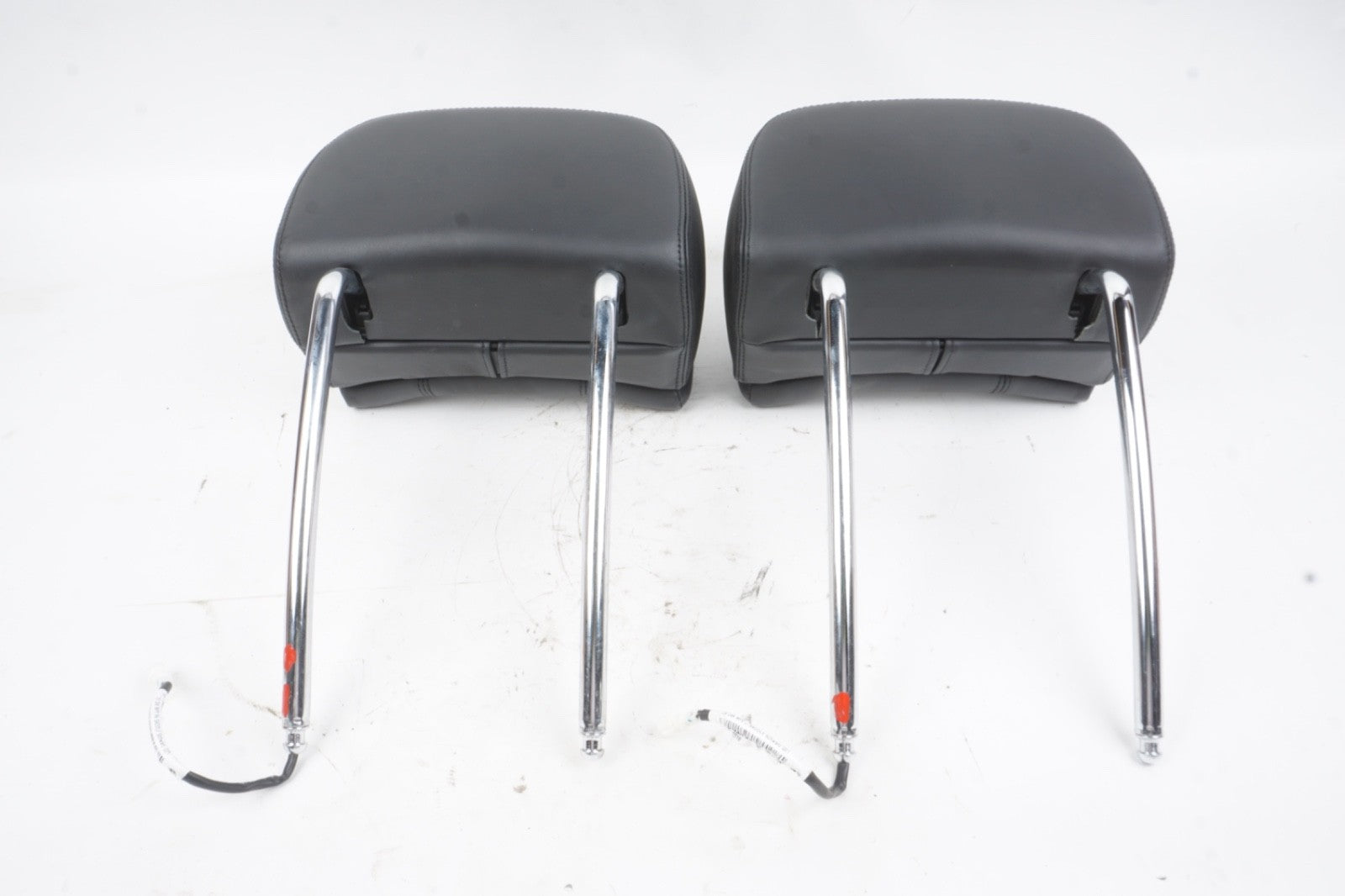 12-18 BMW F06 F12 F13 640I 650I FRONT RIGHT & LEFT SIDE HEADREST SET BLACK OEM
